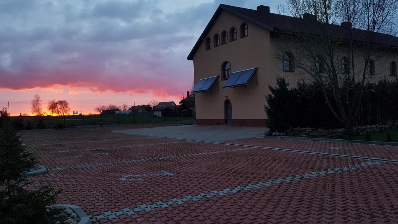 Gosciniec Piast I Camper Park Кемпінг
